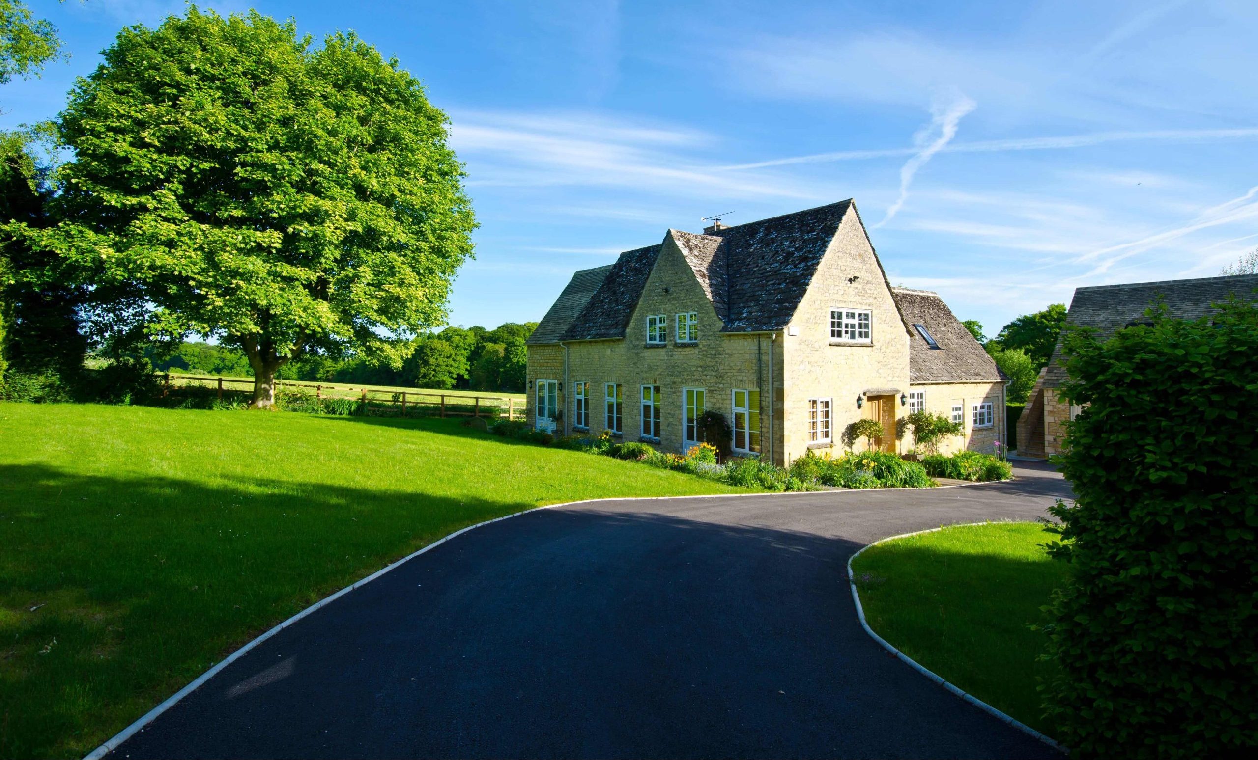 Tarmac Driveway Installers Carshalton SM5